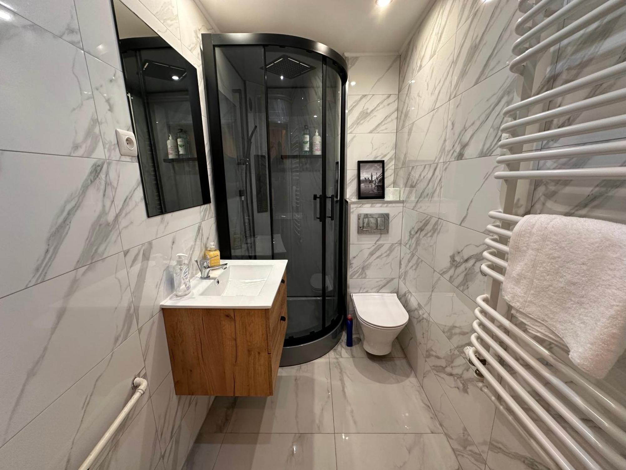 Apartamenty Ktw Central Station Катовице Экстерьер фото