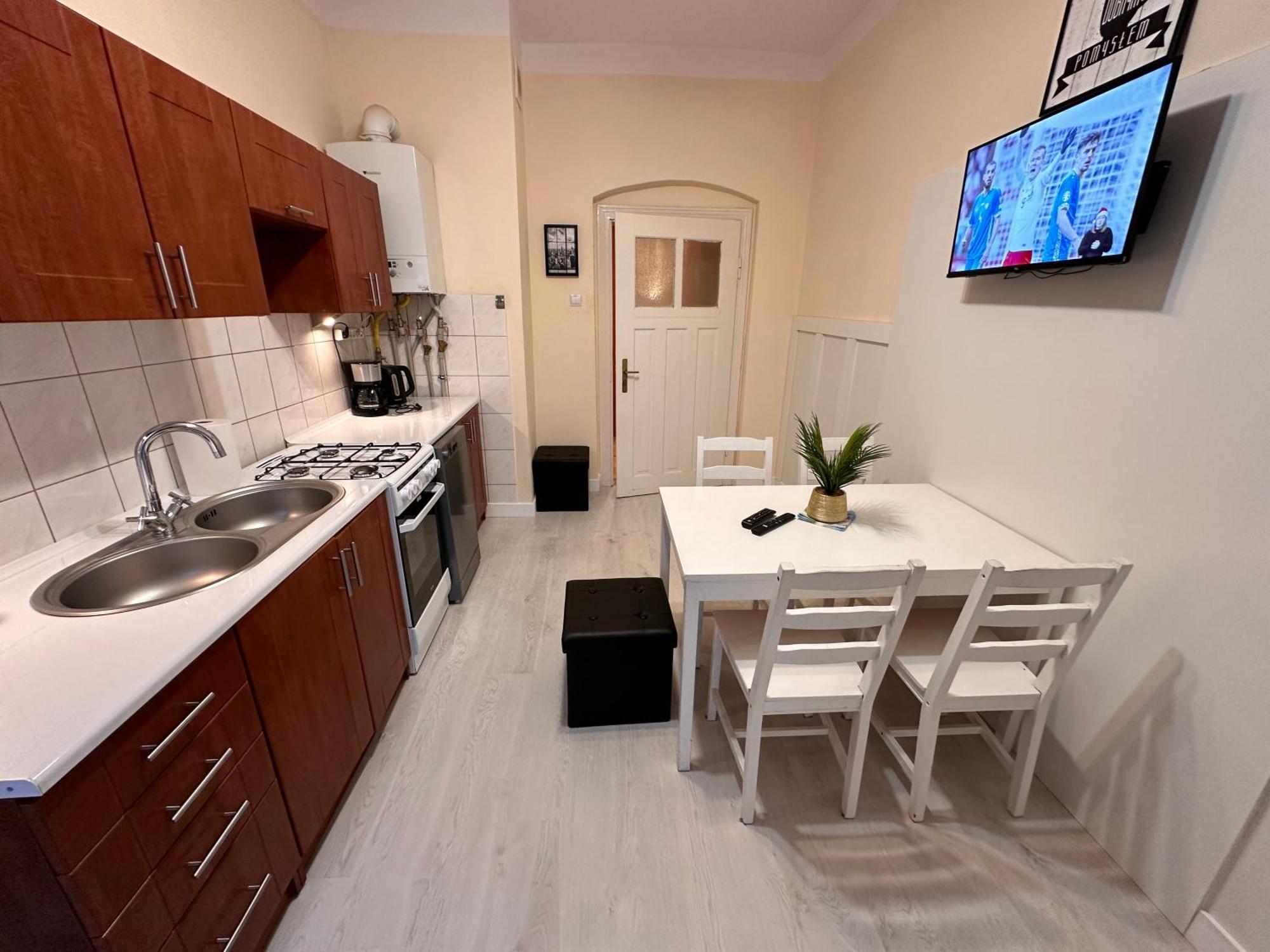 Apartamenty Ktw Central Station Катовице Экстерьер фото